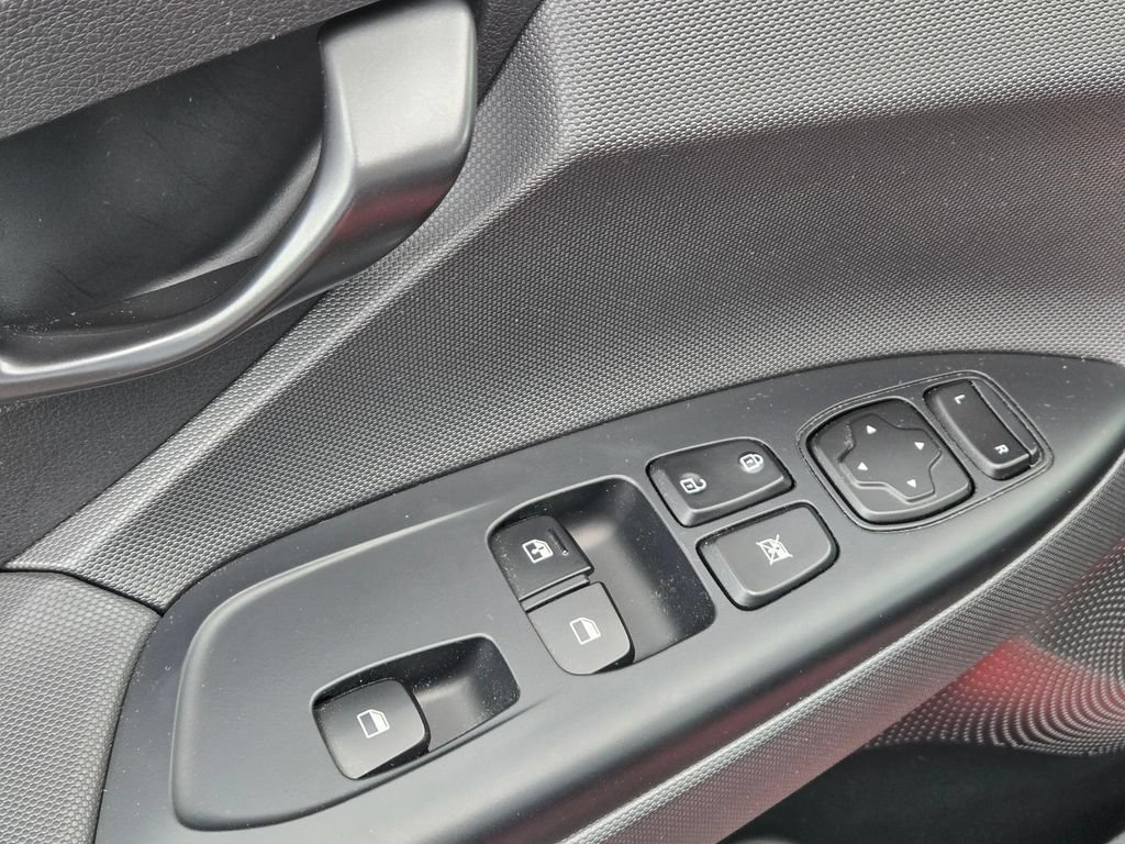 Used 2022 Hyundai Veloster N FWD image 14
