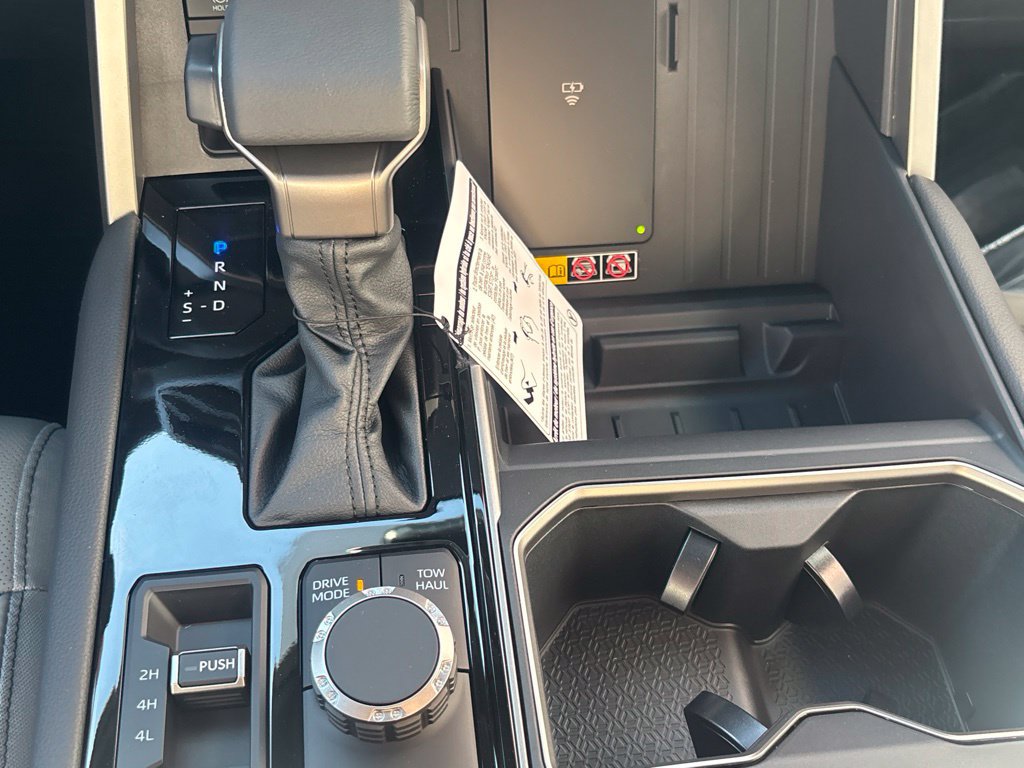 New 2026 Toyota Tundra Limited AWD/4WD image 15