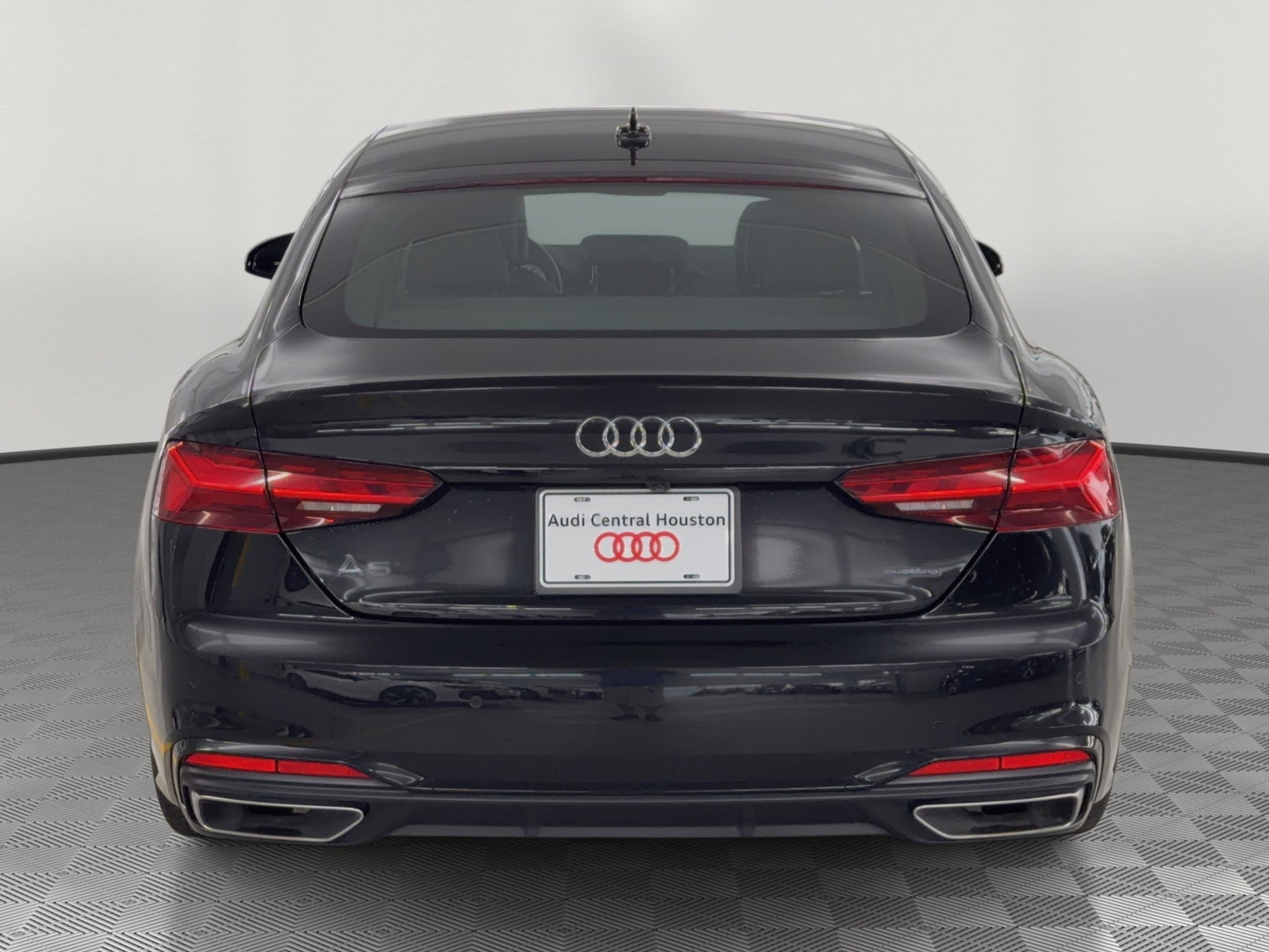 Used 2025 Audi A5 2.0T Premium Plus w/ Premium Plus AWD/4WD image 10