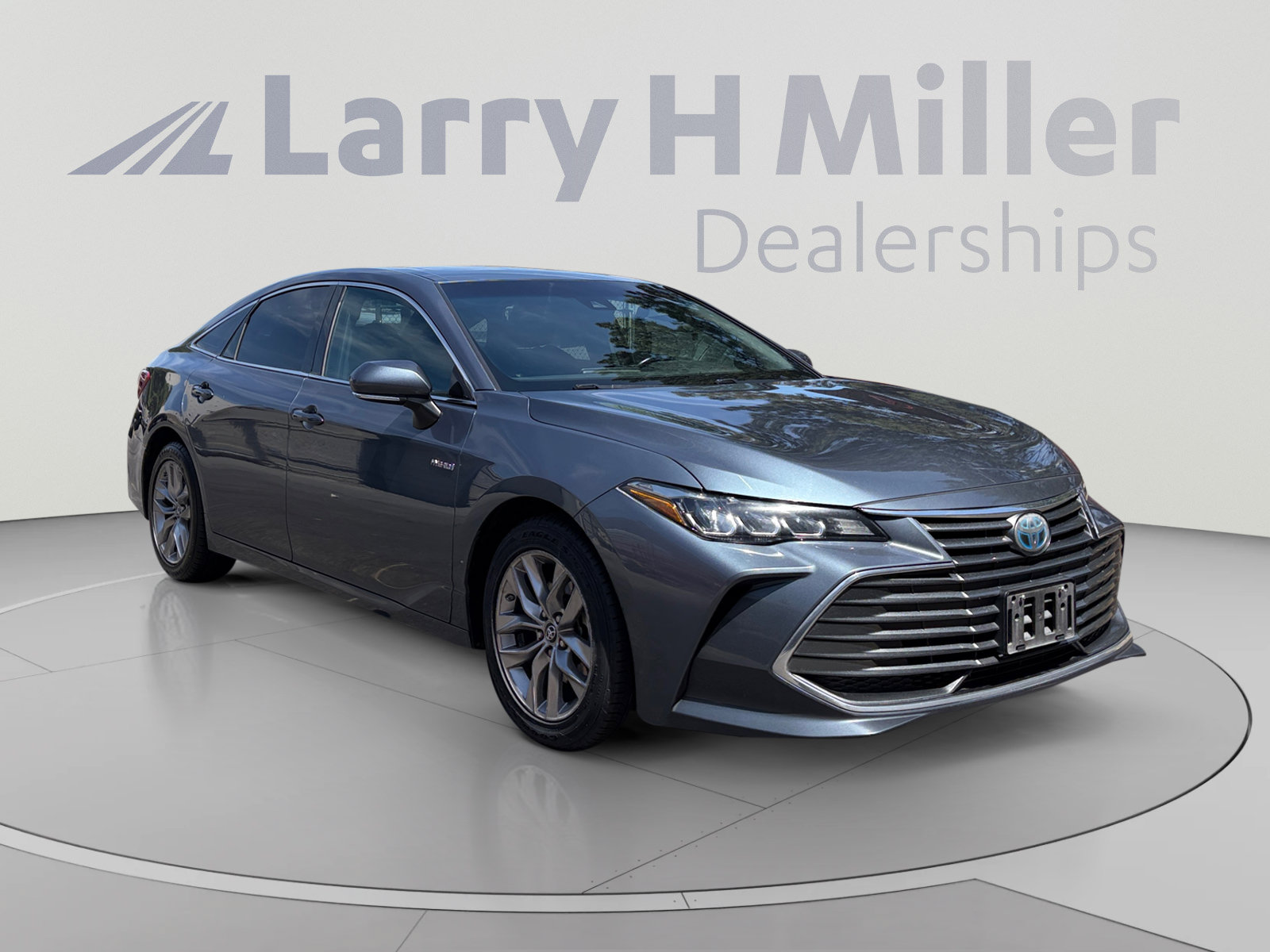 Used 2019 Toyota Avalon XLE w/ Moonroof Package FWD image 7