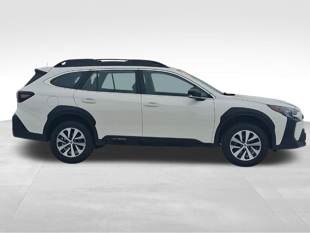 Used 2023 Subaru Outback 2.5i image 5
