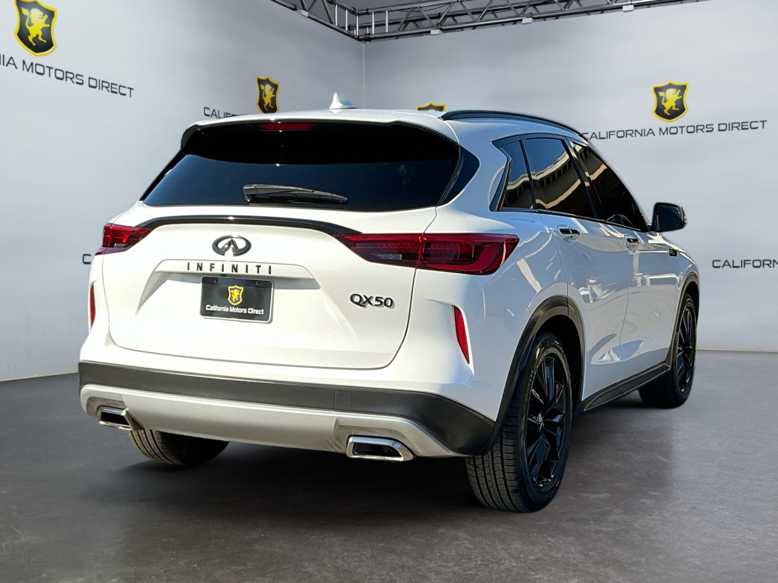 Used 2019 INFINITI QX50 Luxe image 5