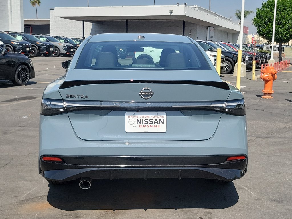 New 2027 Nissan Sentra SR w/ Floor Mat Package FWD image 19