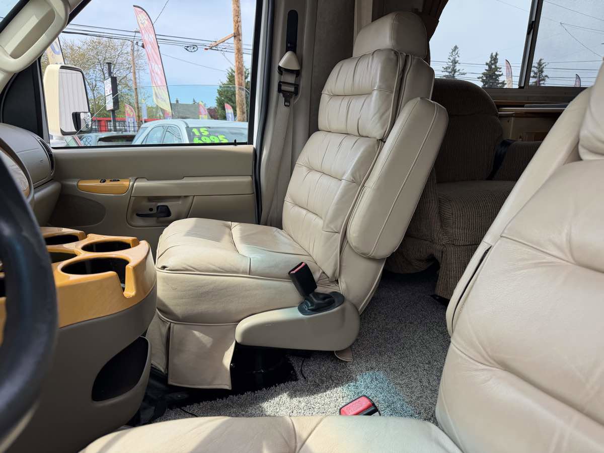 Used 2006 Ford E-450 and Econoline 450 RWD image 24