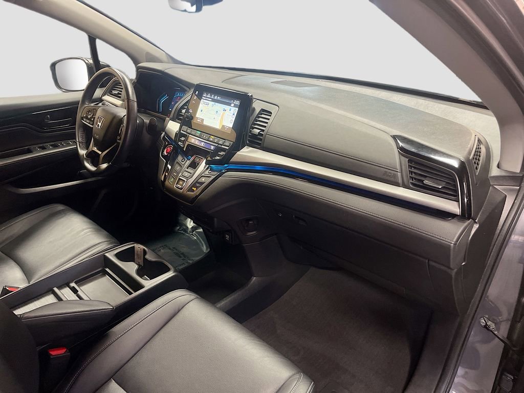 Used 2023 Honda Odyssey Touring image 32