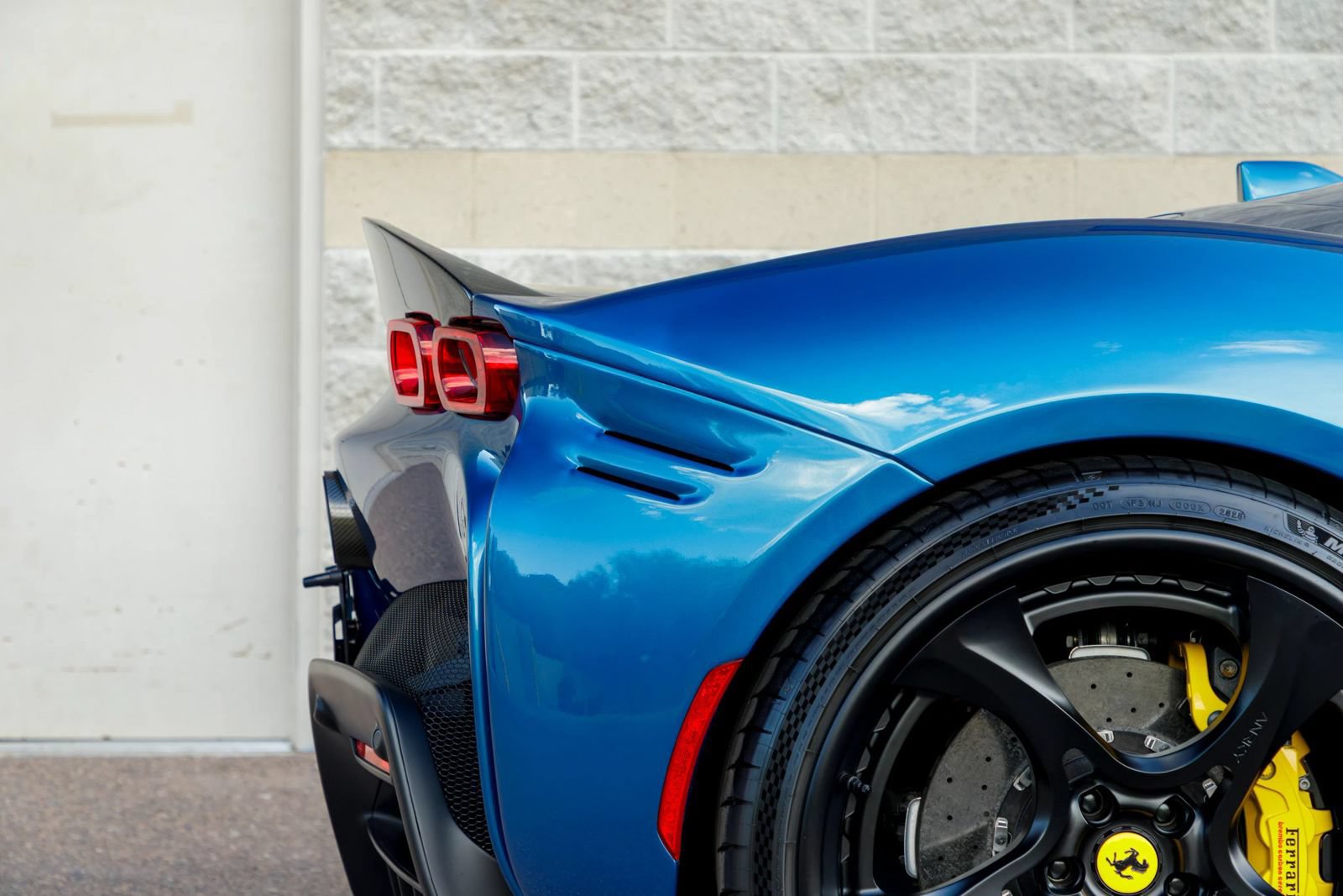 Used 2023 Ferrari SF90 Spider AWD/4WD image 72