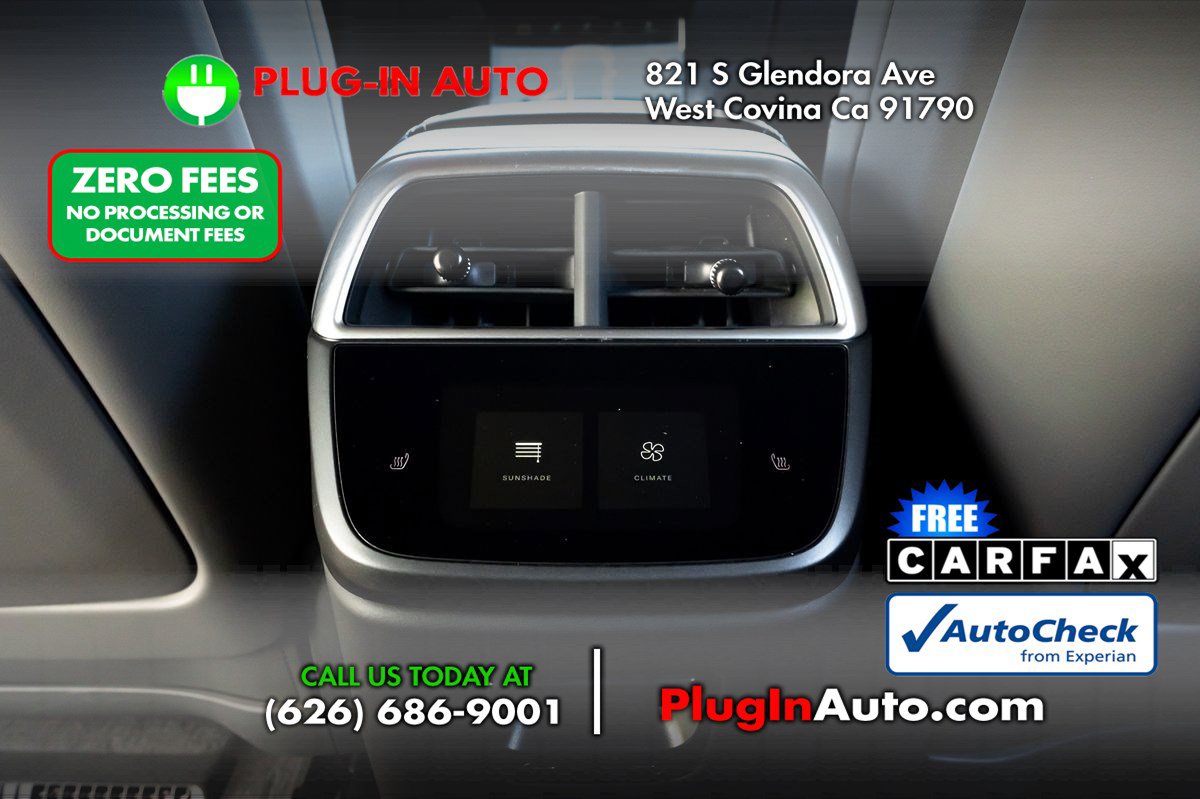 Used 2025 Lucid Air Pure RWD image 10