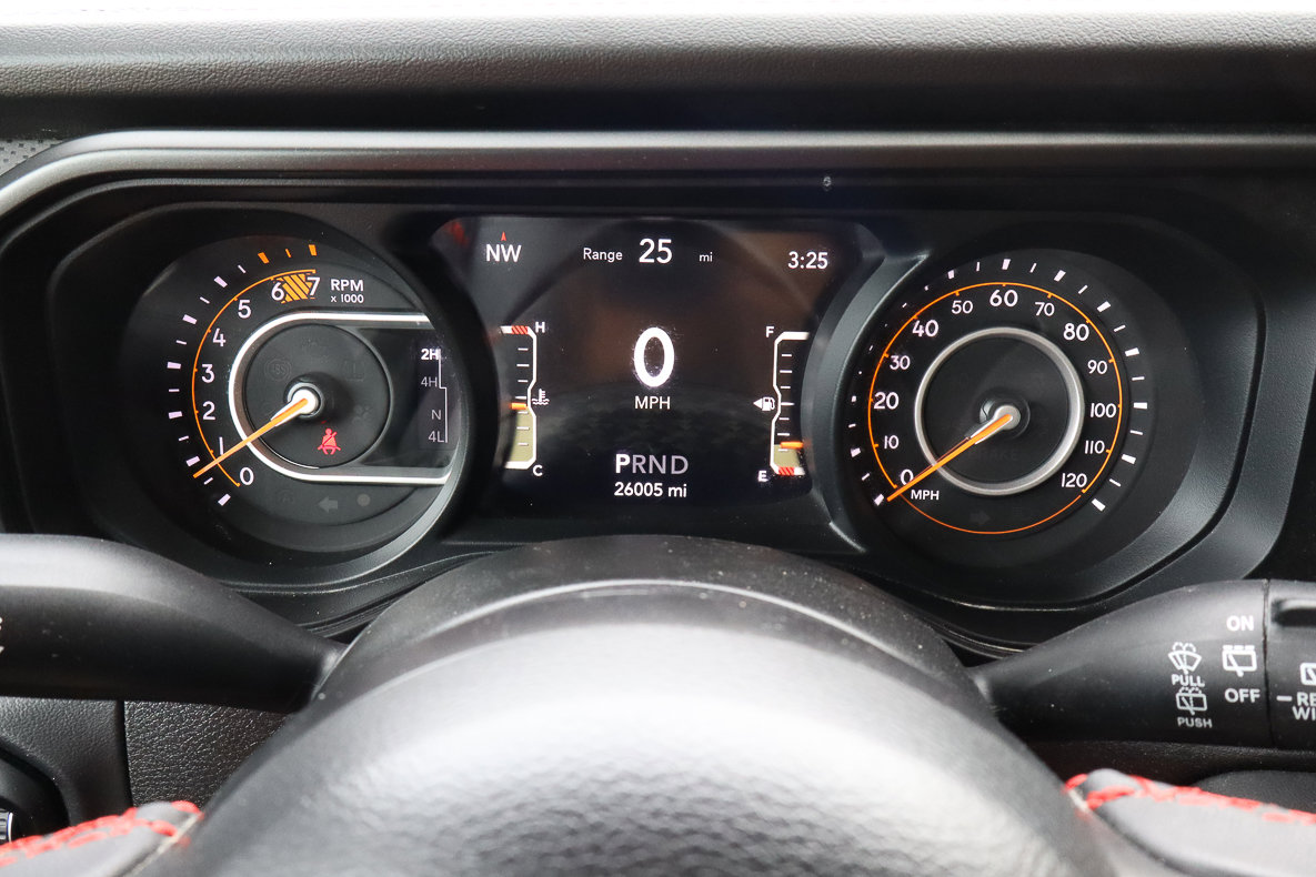 Used 2024 Jeep Wrangler Rubicon image 32