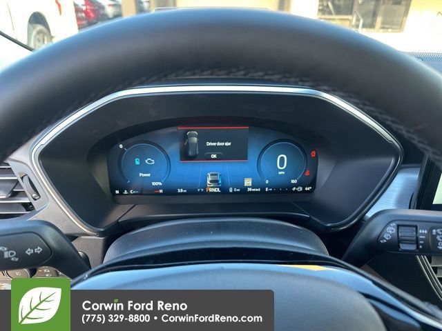 New 2025 Ford Escape SE w/ PHEV Premium Package image 18