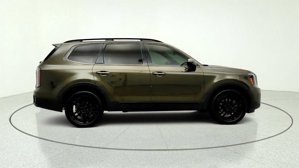 Used 2025 Kia Telluride SX X-Line AWD/4WD image 4
