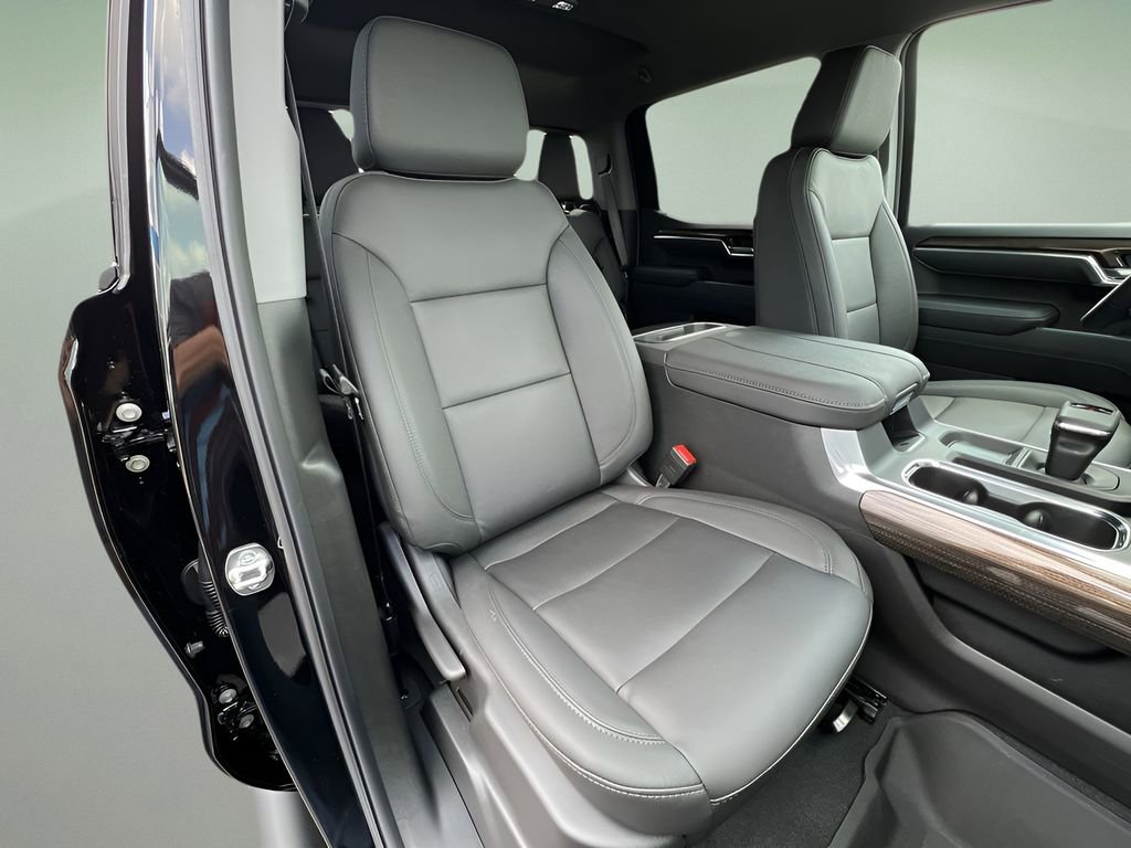 New 2026 Chevrolet Silverado 1500 RST w/ Redline Edition image 27