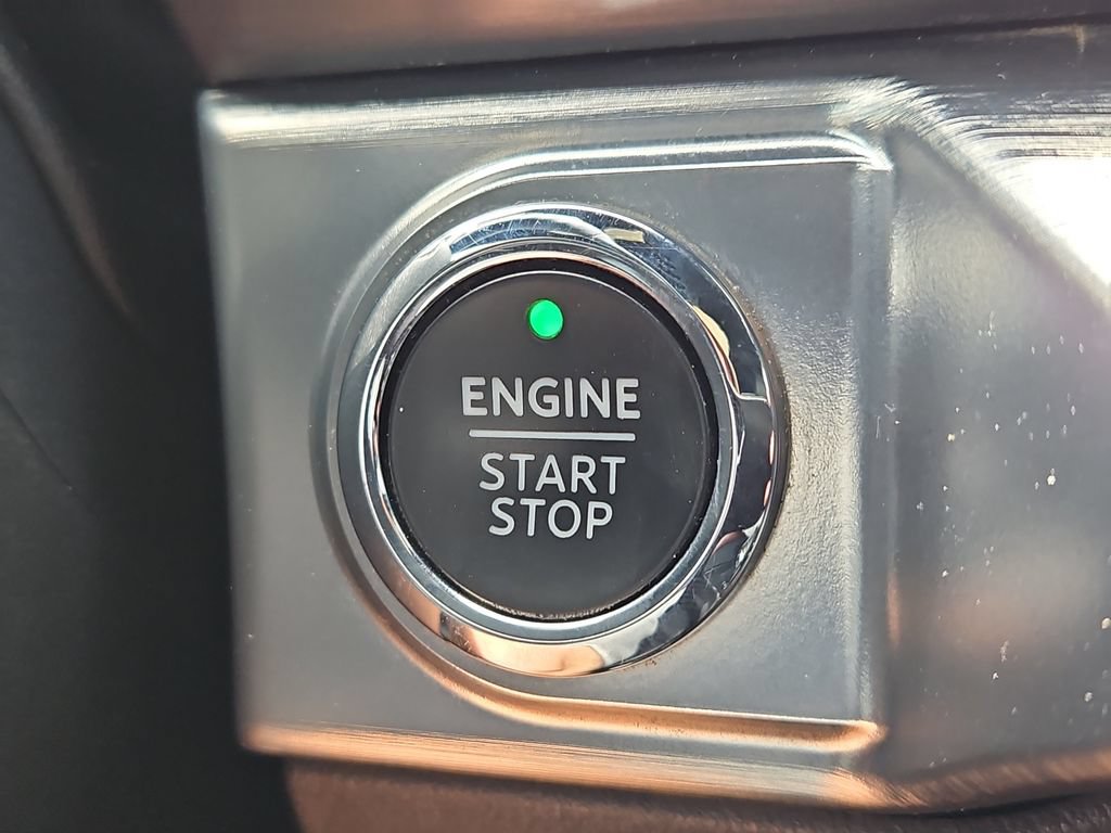 Used 2023 Ford F150 Lariat w/ Equipment Group 502A High AWD/4WD image 27