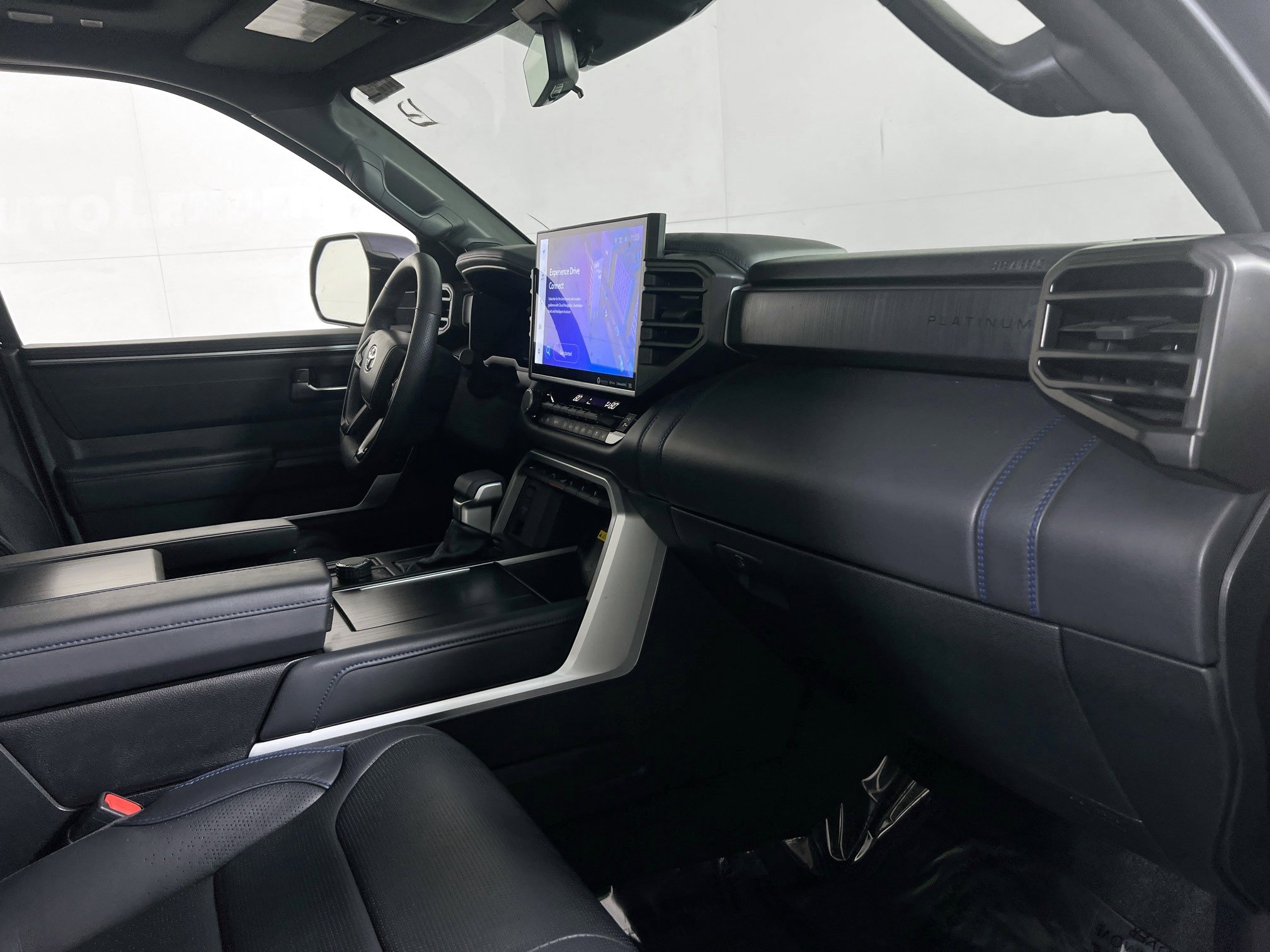 Used 2023 Toyota Tundra Platinum image 28