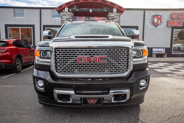 Used 2017 GMC Sierra 3500 Denali w/ Duramax Plus Package image 35