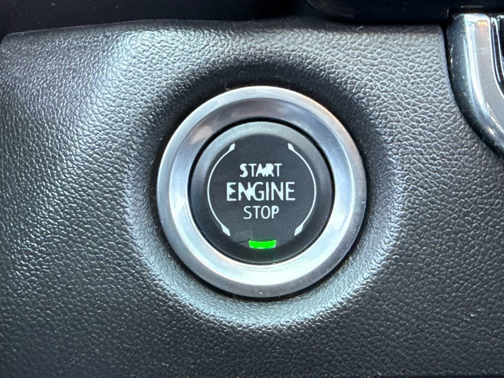 Used 2024 Chevrolet Colorado Trail Boss w/ Technology Package AWD/4WD image 29
