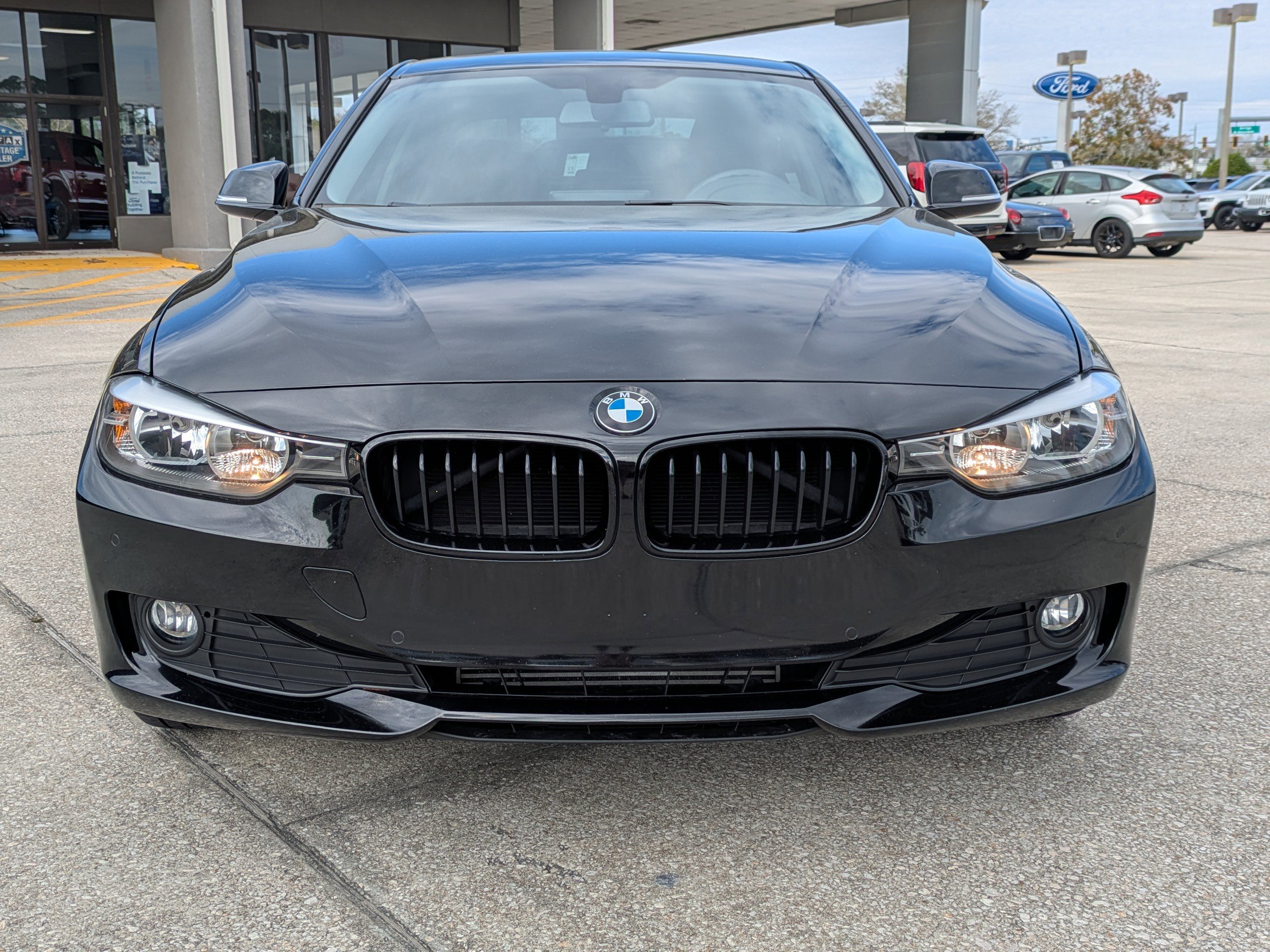 Used 2015 BMW 320i xDrive Sedan image 9