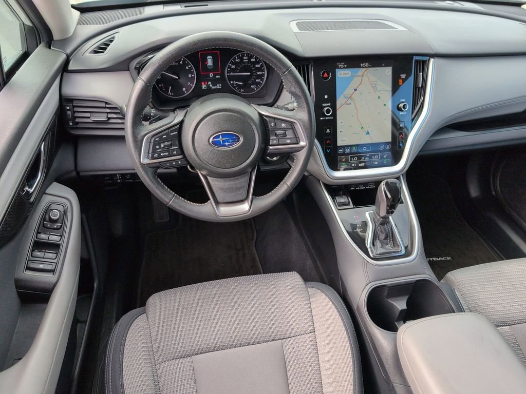 Used 2025 Subaru Outback Premium image 26