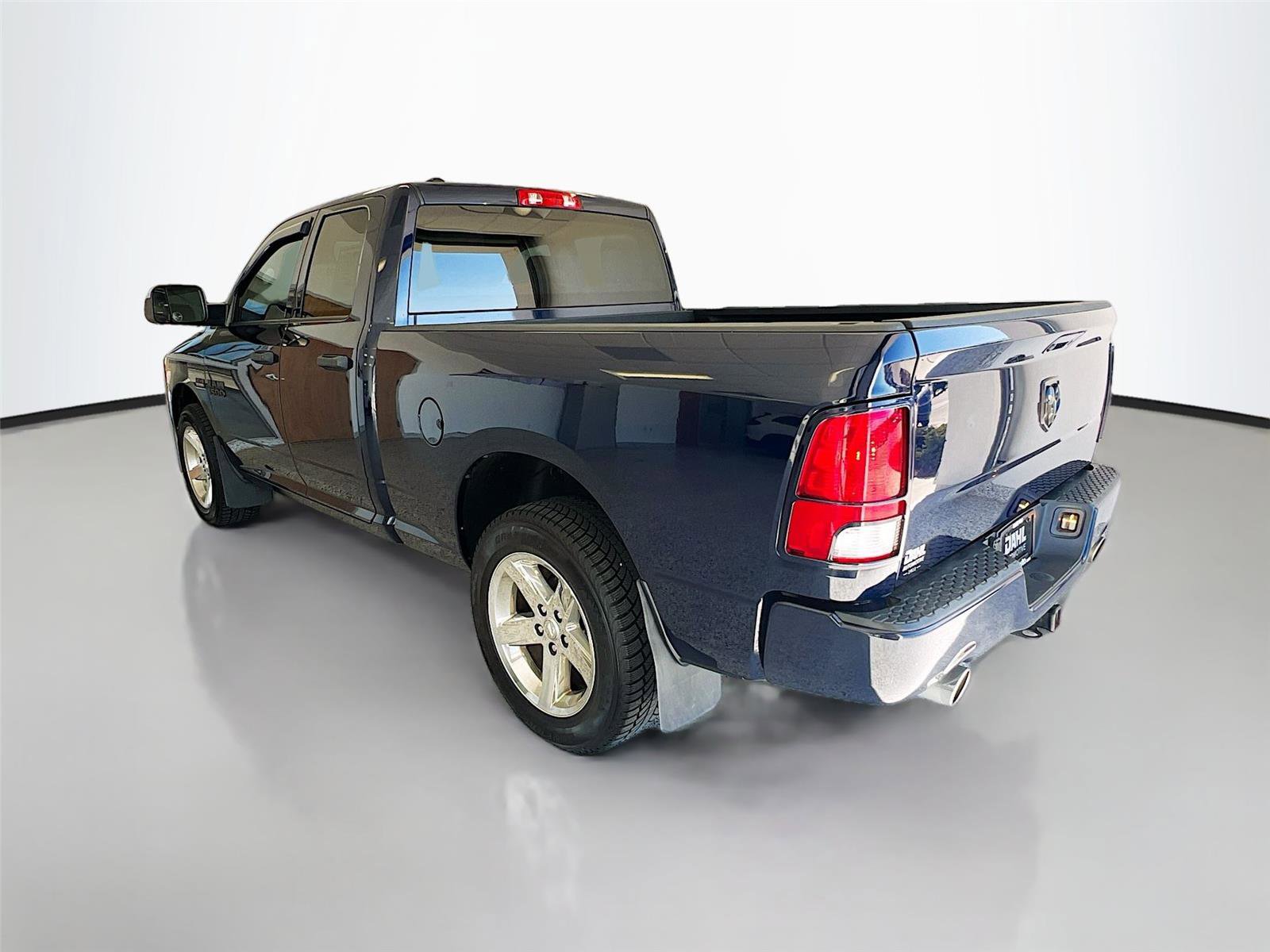 Used 2016 RAM 1500 Express AWD/4WD image 10