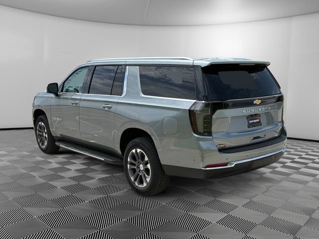New 2026 Chevrolet Suburban LT w/ Comfort Package AWD/4WD image 3