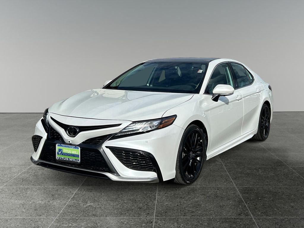 Used 2024 Toyota Camry XSE w/ Navigation Package FWD image 3