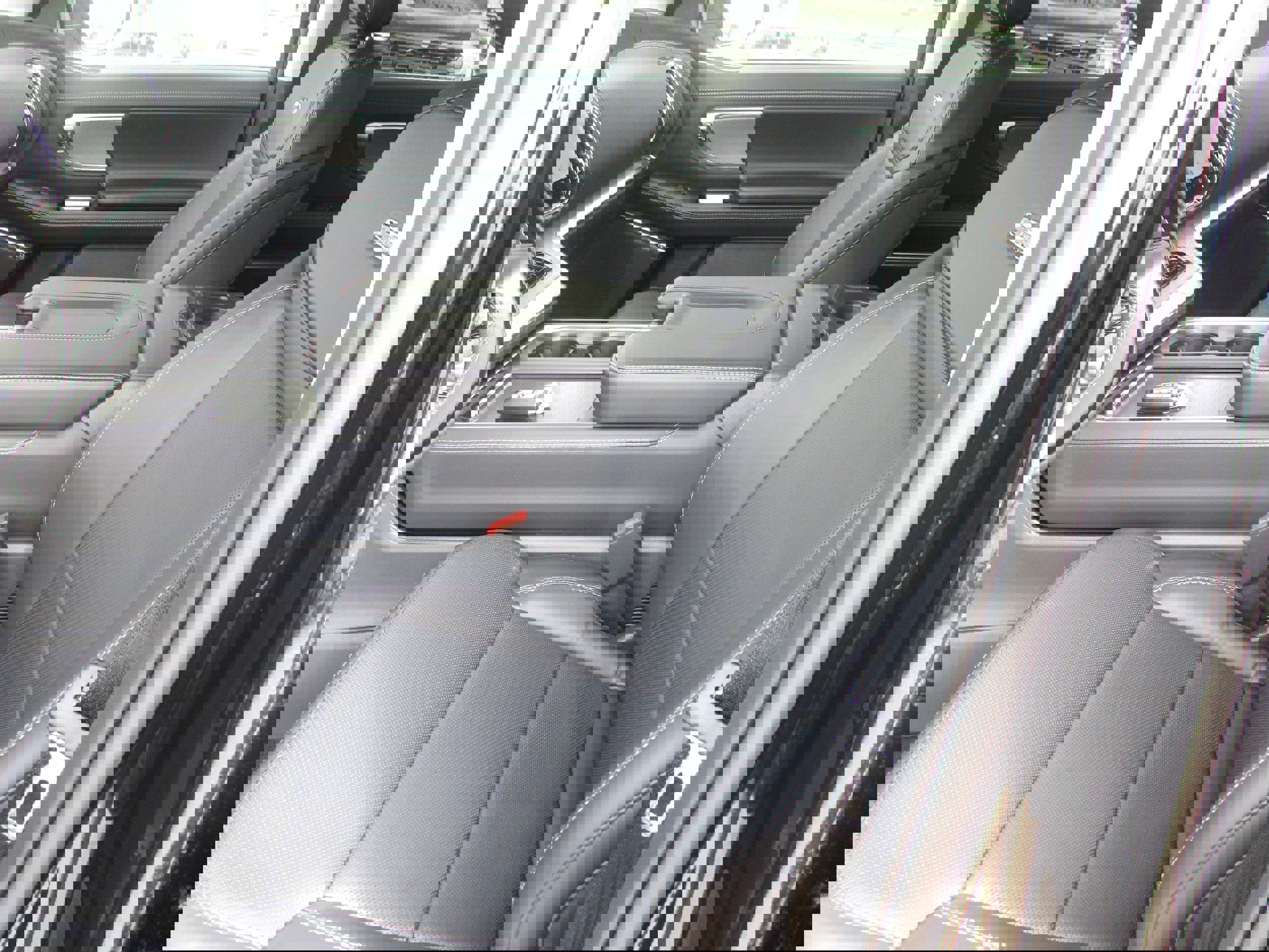 New 2025 Ford Expedition Platinum image 8