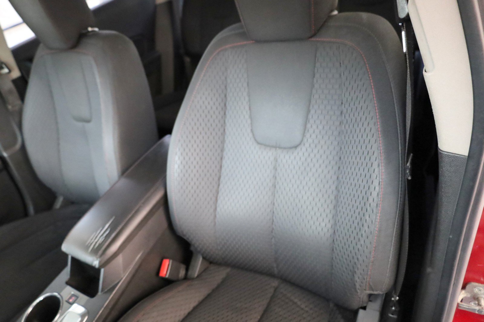 Used 2014 GMC Terrain SLE FWD image 24