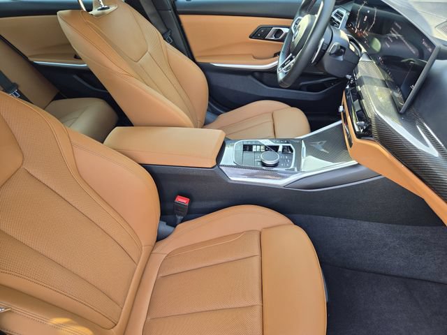 Used 2025 BMW M340i w/ Parking Assistance Package RWD image 12