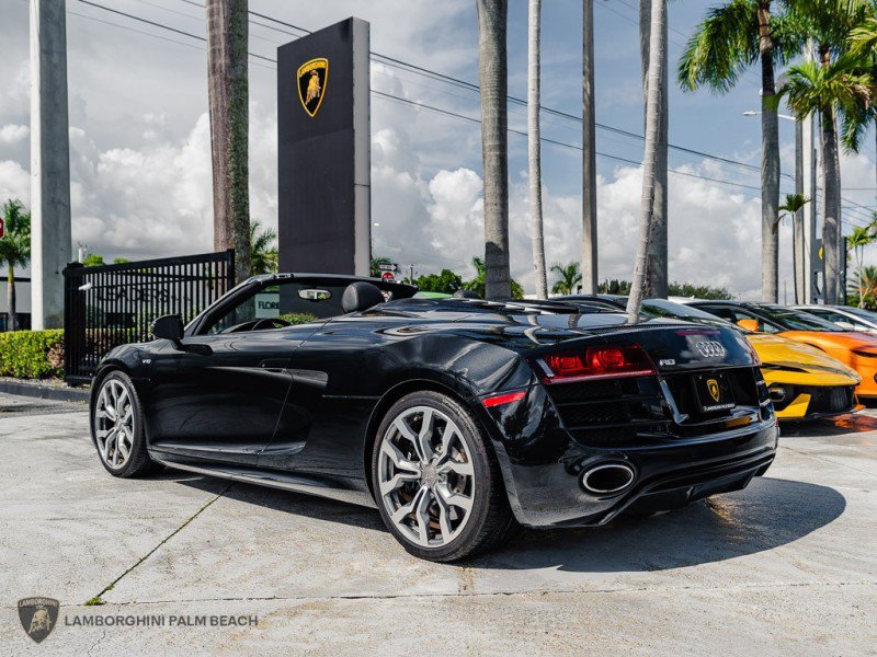 Used 2012 Audi R8 V10 AWD/4WD image 5