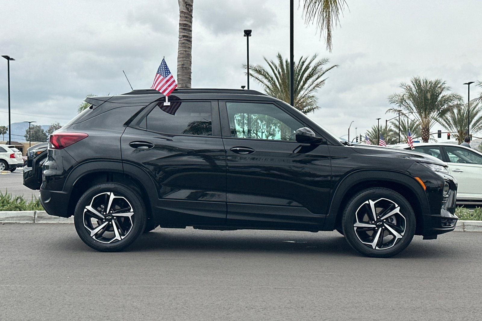Used 2023 Chevrolet TrailBlazer RS w/ Convenience Package image 3