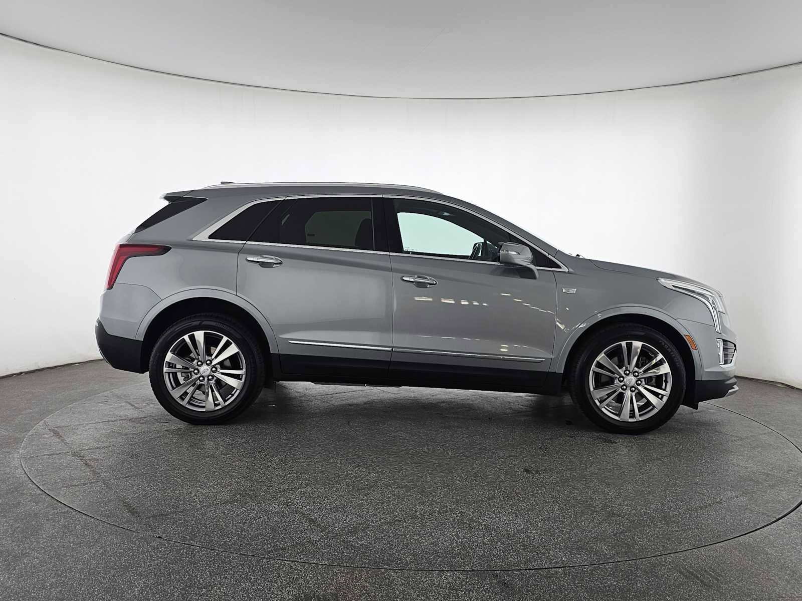 Used 2024 Cadillac XT5 Premium Luxury image 12