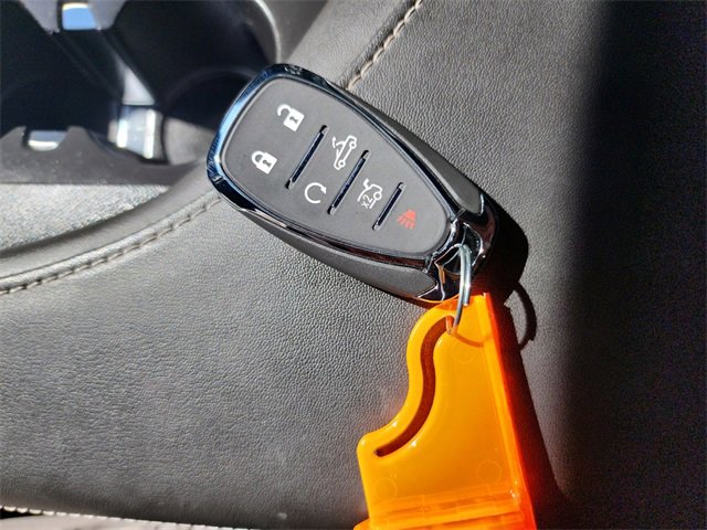 Used 2021 Chevrolet Camaro LT image 30