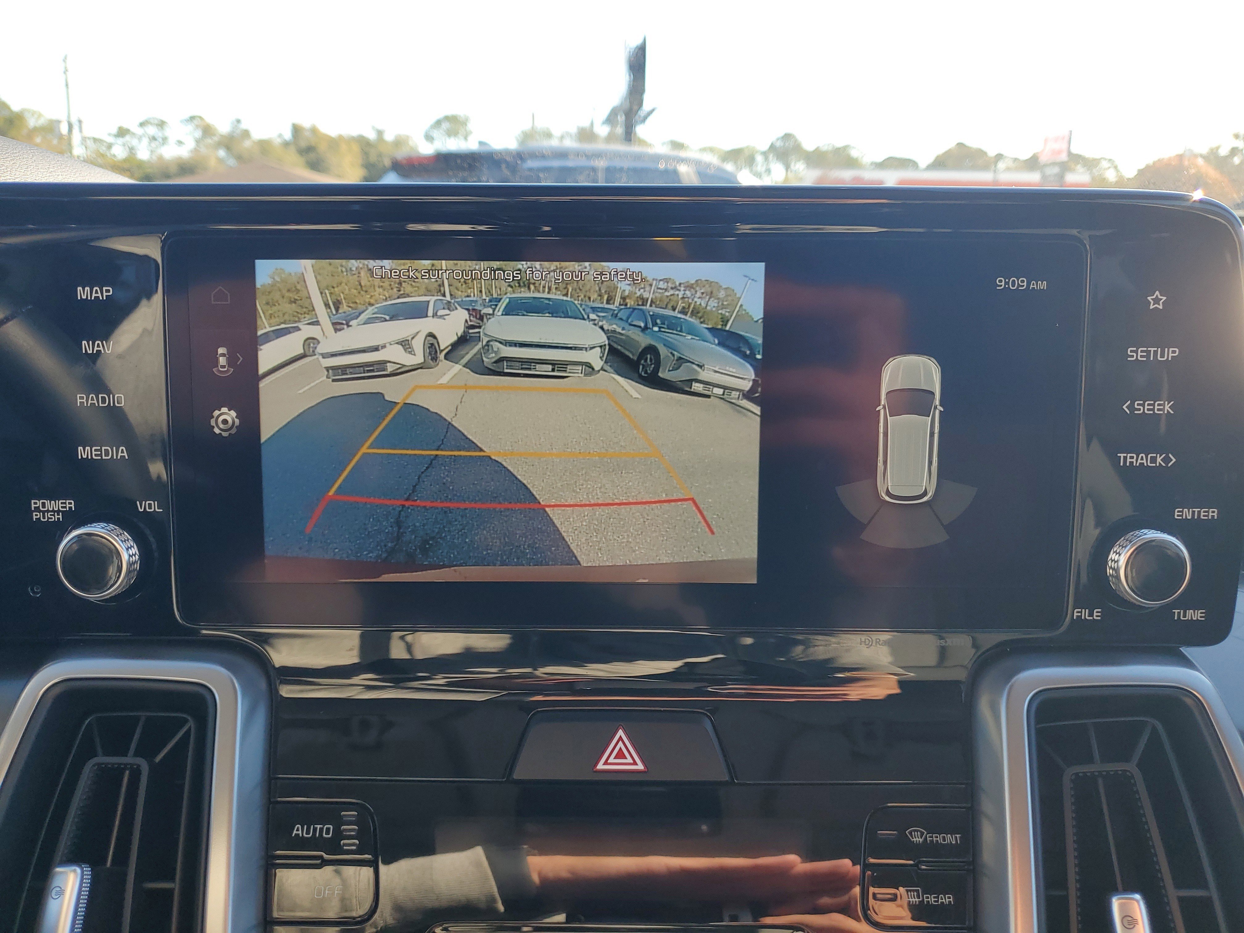 Certified 2023 Kia Sorento S w/ Panoramic Sunroof Package image 34