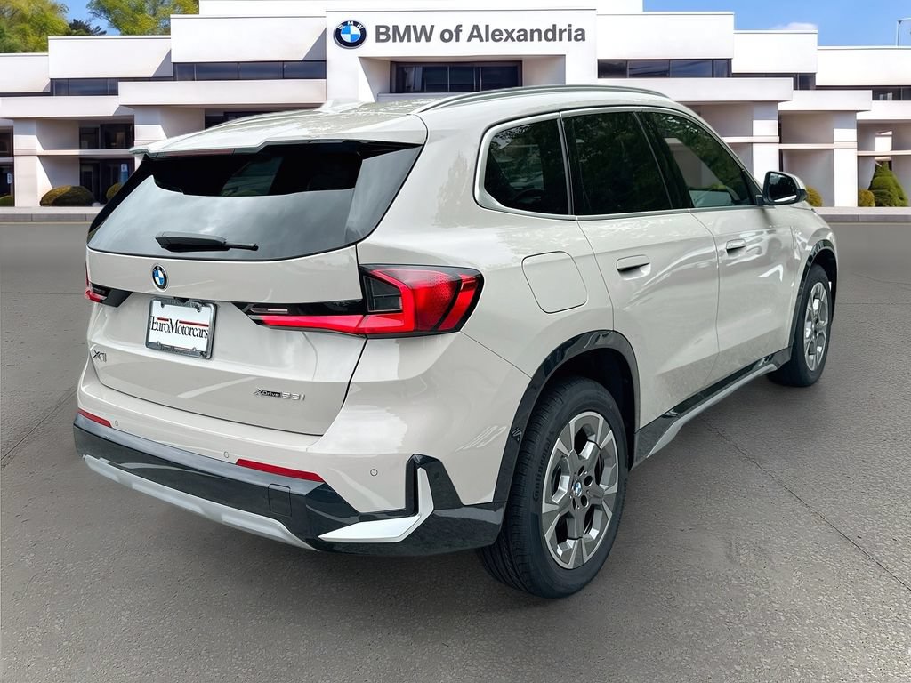 New 2027 BMW X1 xDrive28i AWD/4WD image 5
