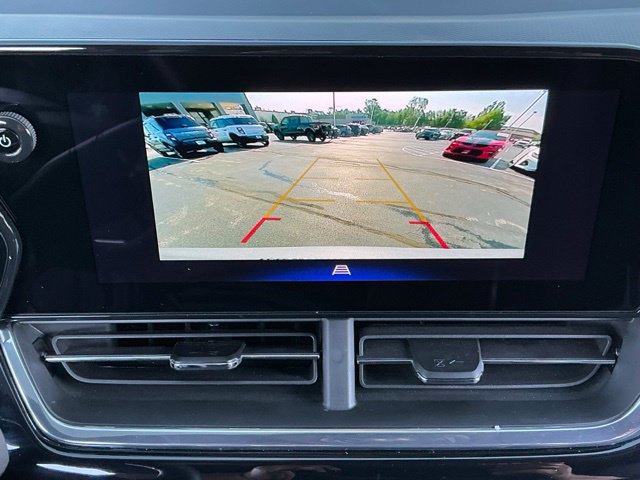 Used 2026 Chevrolet Trax RS FWD image 28