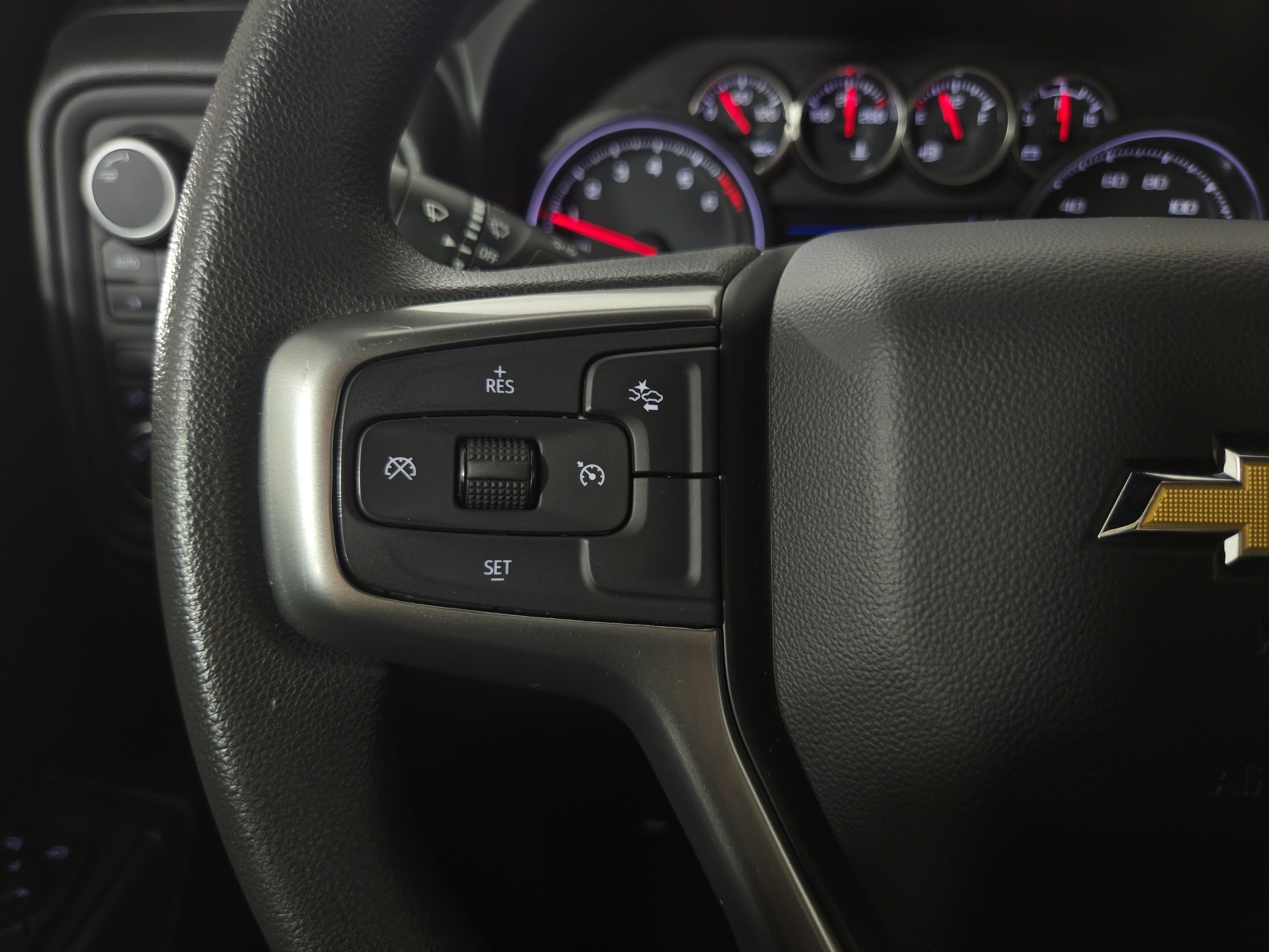 Certified 2022 Chevrolet Silverado 1500 Custom w/ Safety Confidence Package AWD/4WD image 15