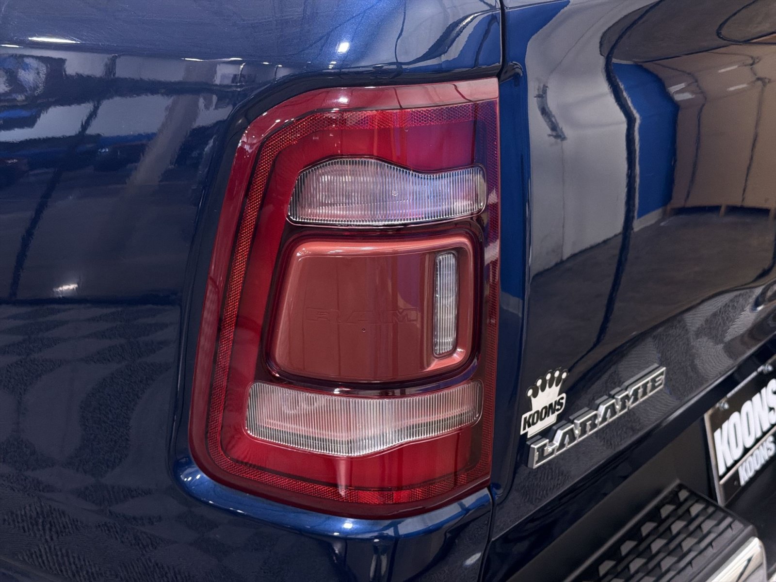 Used 2021 RAM 1500 Laramie AWD/4WD image 17