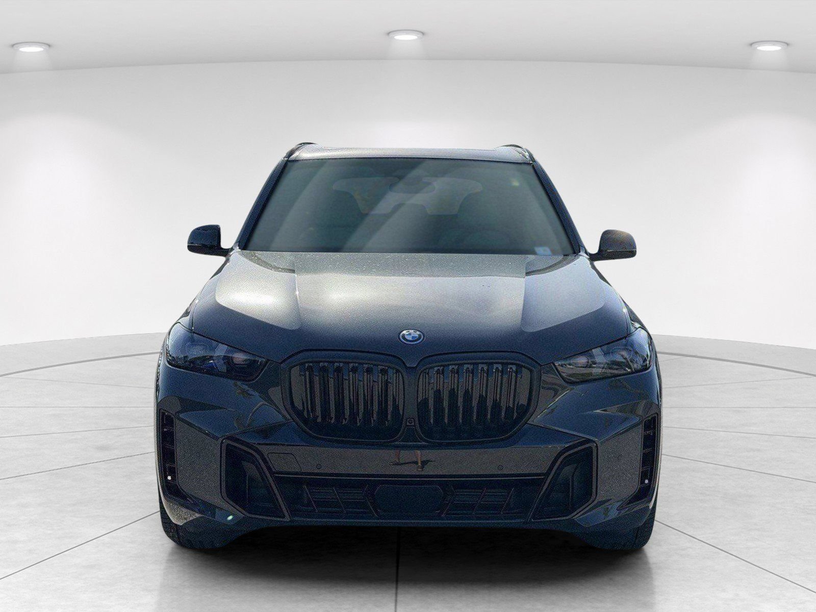 New 2026 BMW X5 xDrive50e w/ M Sport Package AWD/4WD image 2