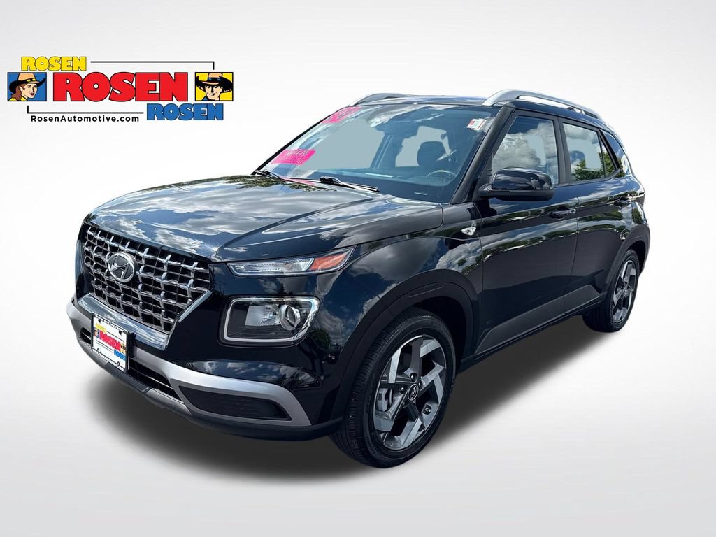 Used 2024 Hyundai Venue SEL FWD image 1