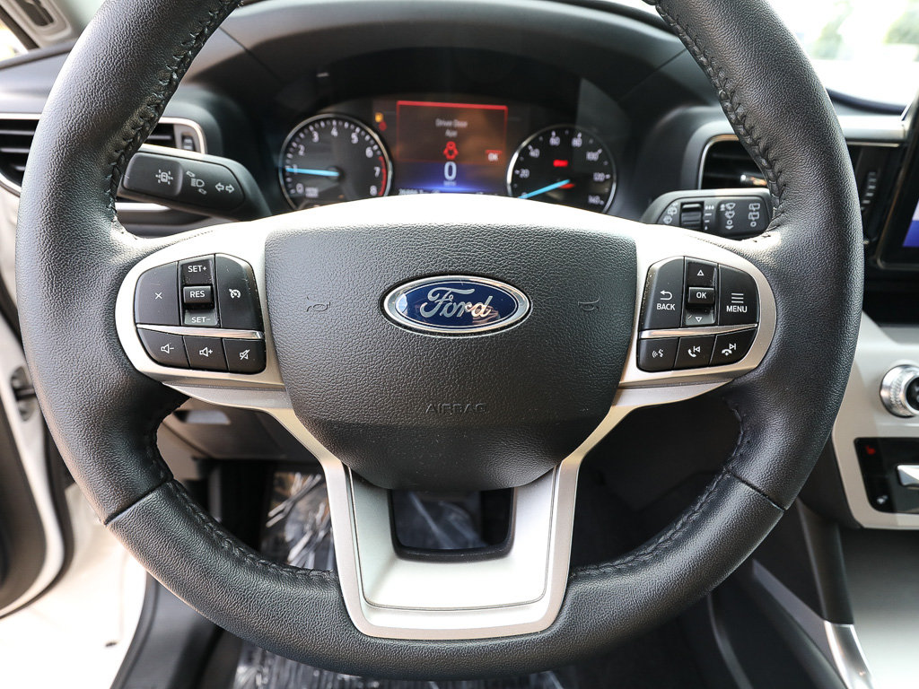 Certified 2024 Ford Explorer XLT w/ Equipment Group 202A AWD/4WD image 16