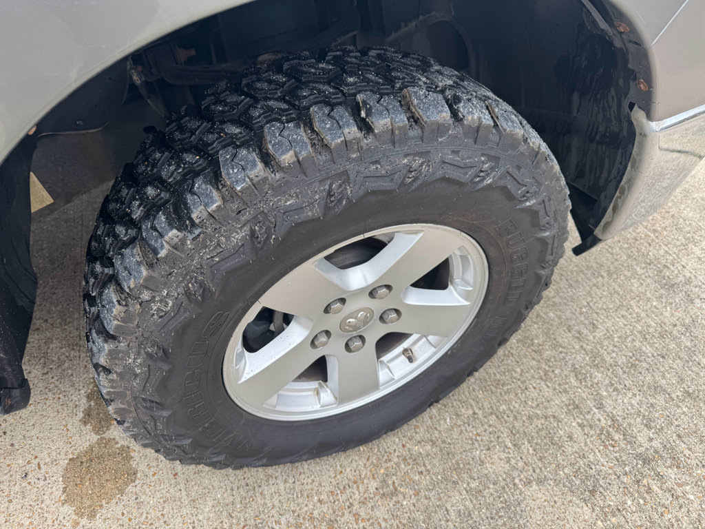 Used 2009 Dodge Ram 1500 Truck SLT image 12