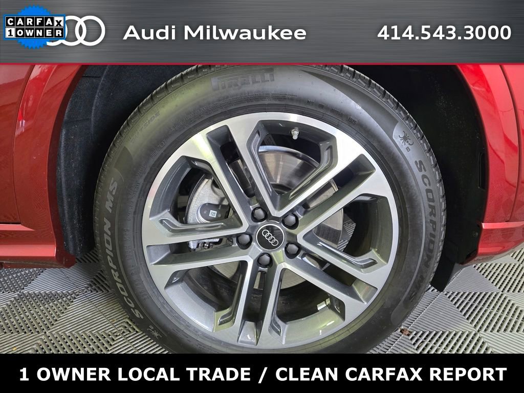 Certified 2025 Audi Q5 Premium image 2