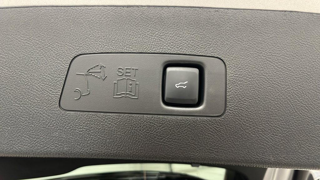 Used 2024 Lincoln Corsair Grand Touring w/ Equipment Group 301A AWD/4WD image 29