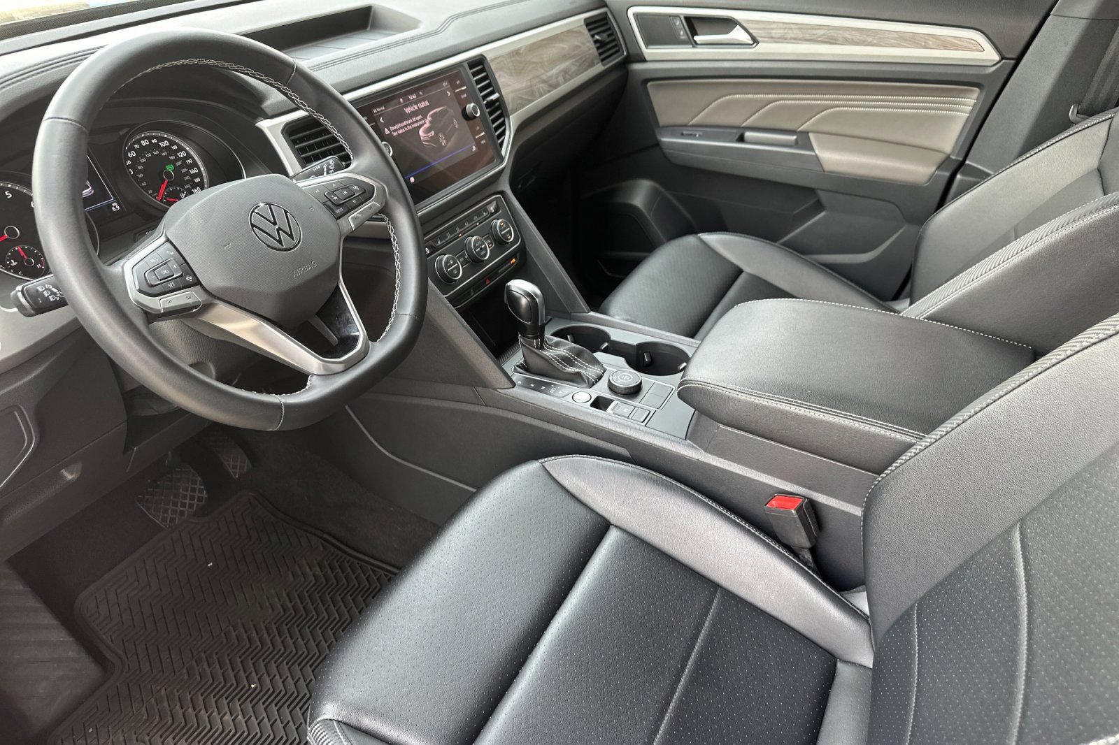Used 2021 Volkswagen Atlas Cross Sport SE AWD/4WD image 10