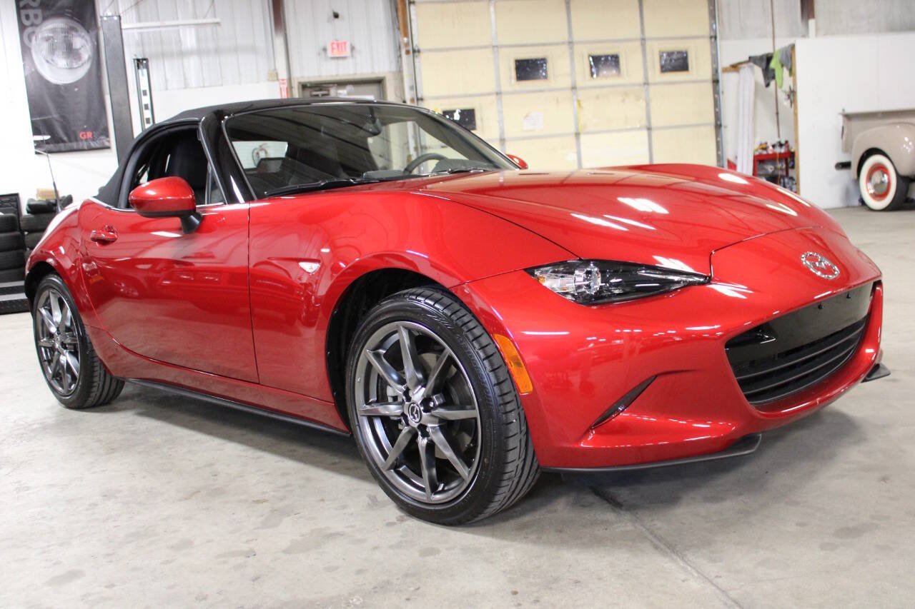 Used 2016 MAZDA MX-5 Miata Grand Touring RWD image 8
