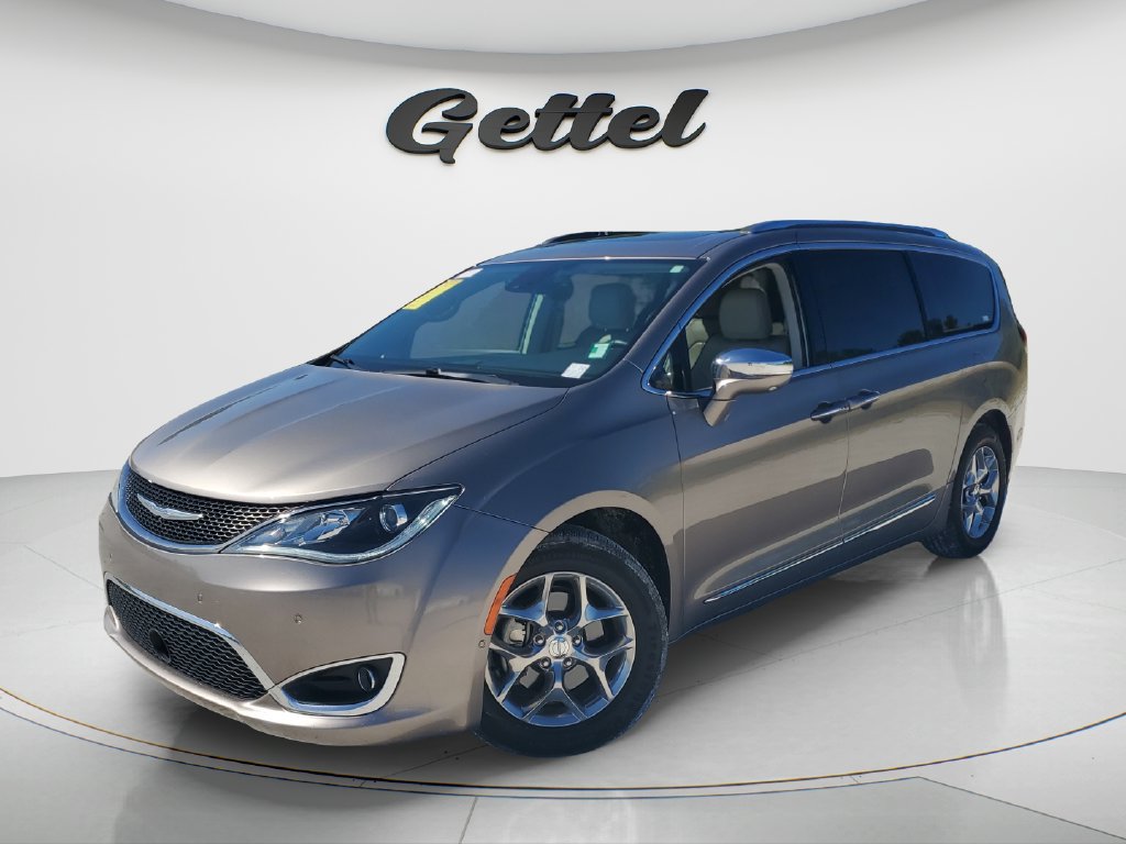 Used 2018 Chrysler Pacifica Limited w/ Advanced Safetytec Group FWD image 1