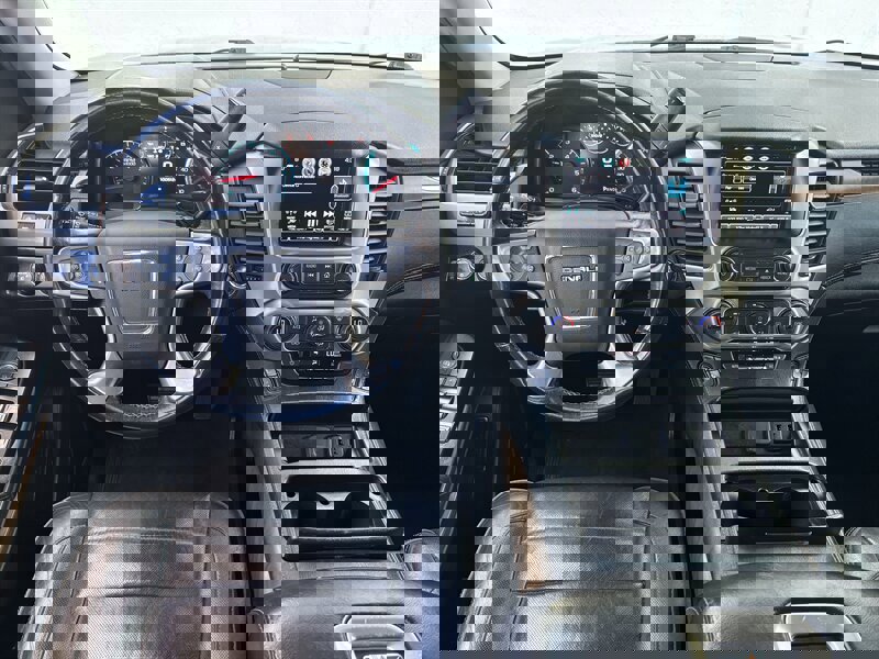 Used 2019 GMC Yukon XL Denali image 27