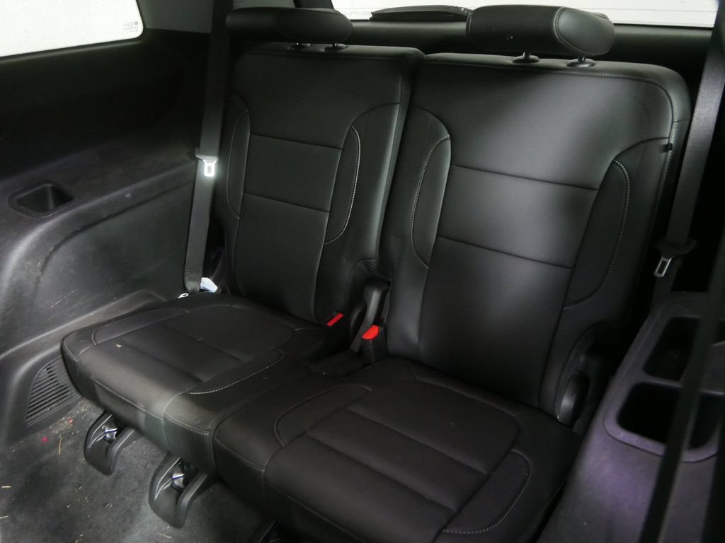 Used 2020 GMC Acadia SLT w/ Driver Alert Package II AWD/4WD image 19