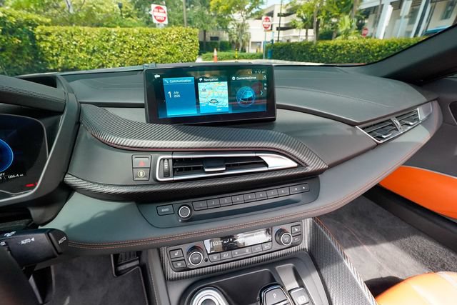 Used 2019 BMW i8 Roadster AWD/4WD image 72