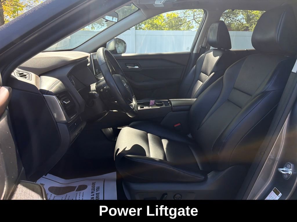 Used 2023 Nissan Rogue SV w/ SV Premium Package AWD/4WD image 11