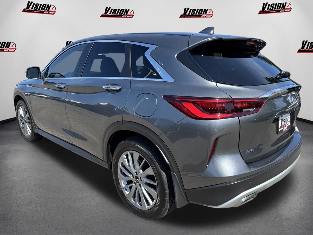 Used 2025 INFINITI QX50 Pure AWD/4WD image 9